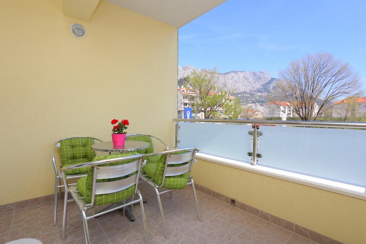 Apartments With A Parking Space Omis - 10362 Экстерьер фото